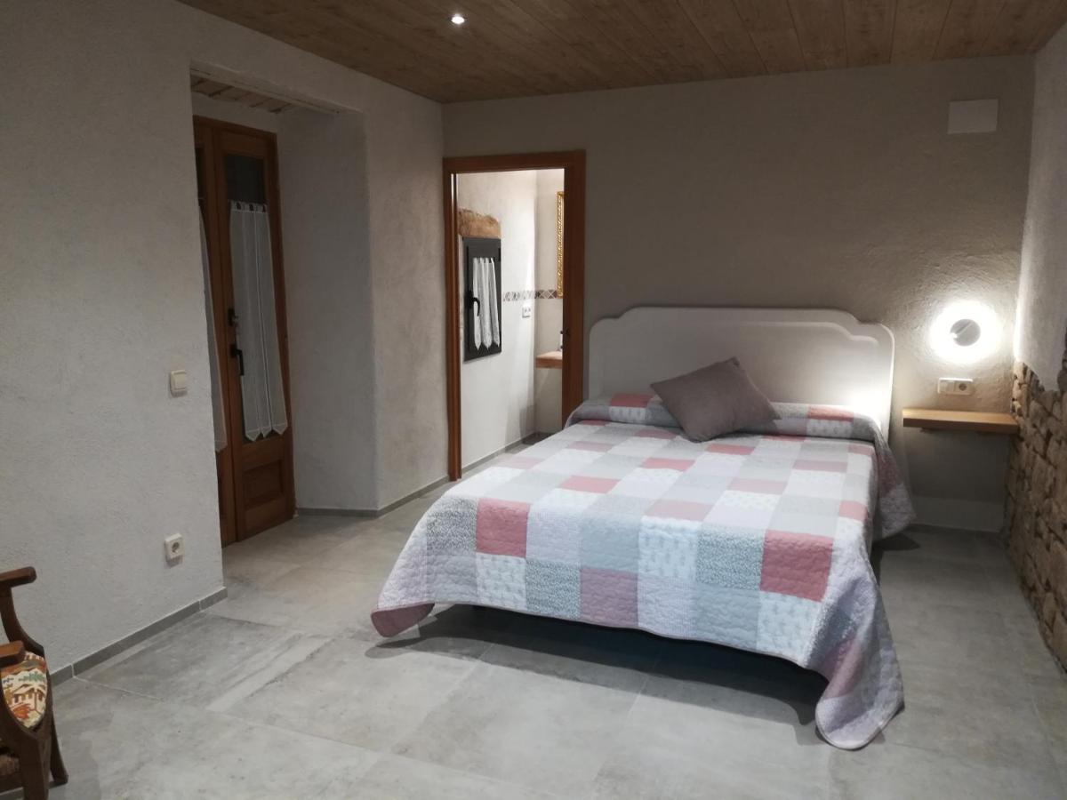 Country House El Permanyer Olost Exterior photo
