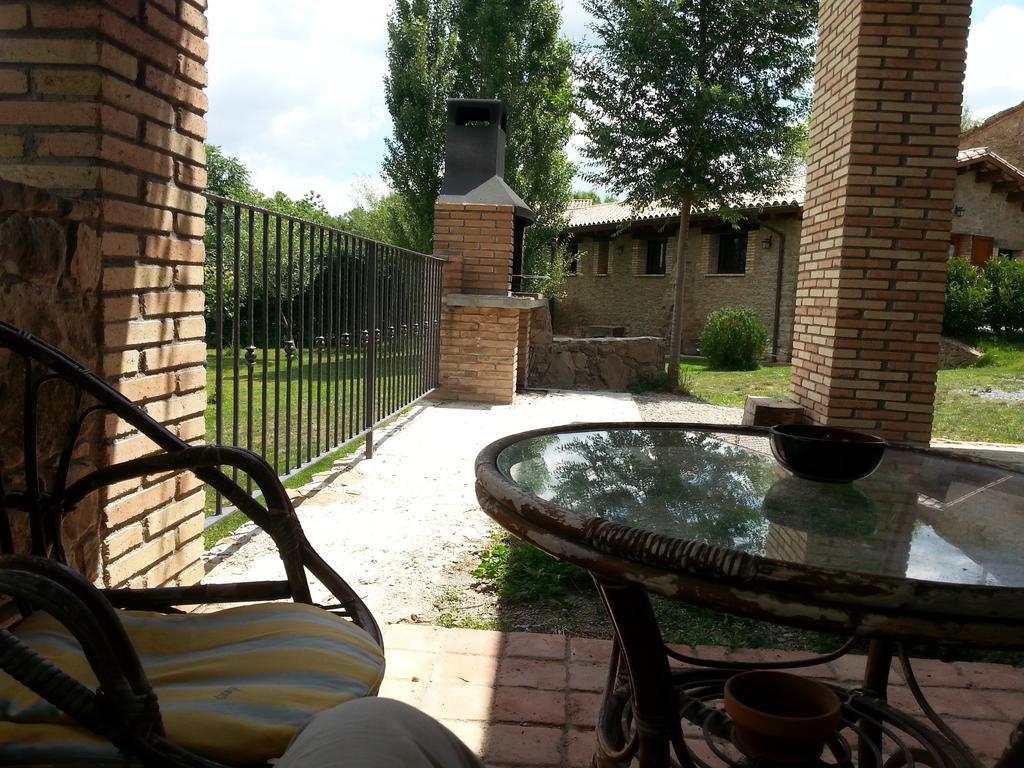 Country House El Permanyer Olost Exterior photo