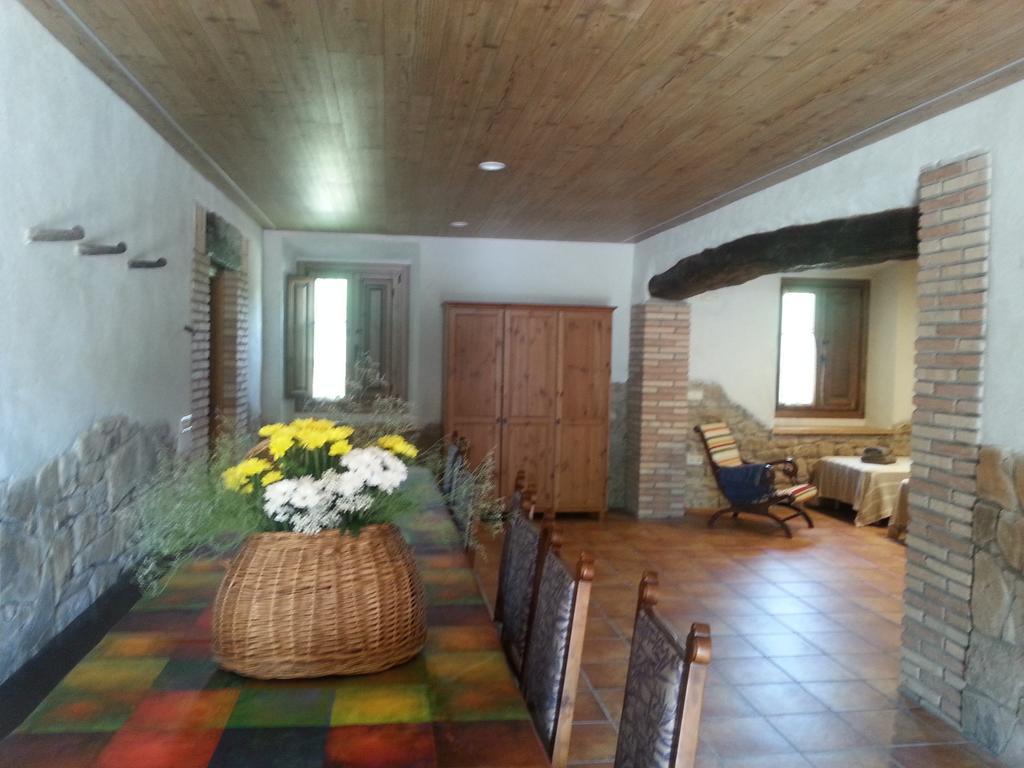 Country House El Permanyer Olost Exterior photo